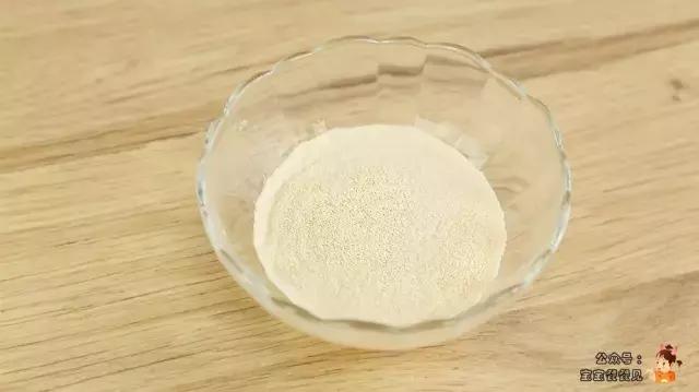 鸡蛋山药过敏宝宝辅食,宝宝辅食胡萝卜山药鸡蛋糕