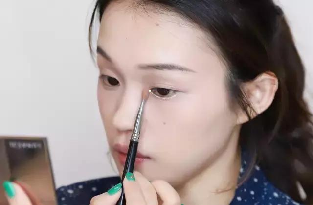 简单又快速的日常妆,懒人必备三分钟教你化好出门妆