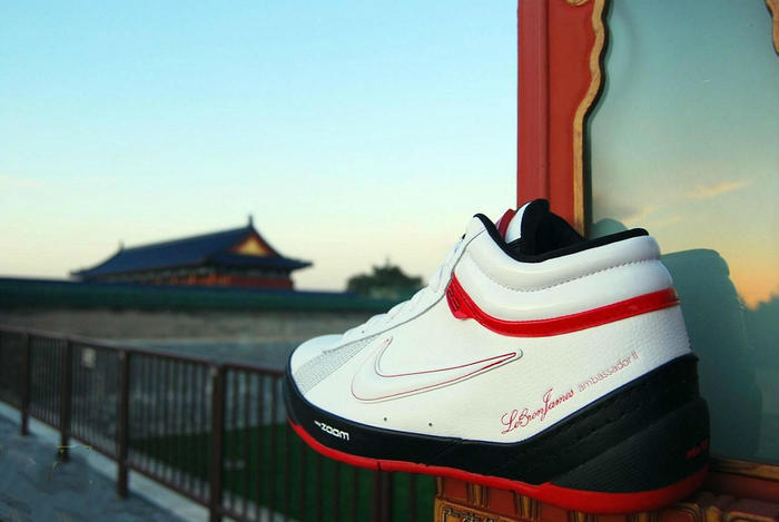 詹姆斯支线使节7代实战测评,詹姆斯使节系列是支线吗