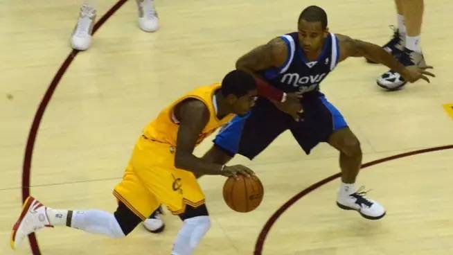 运球不稳怎么练,运球总是不稳