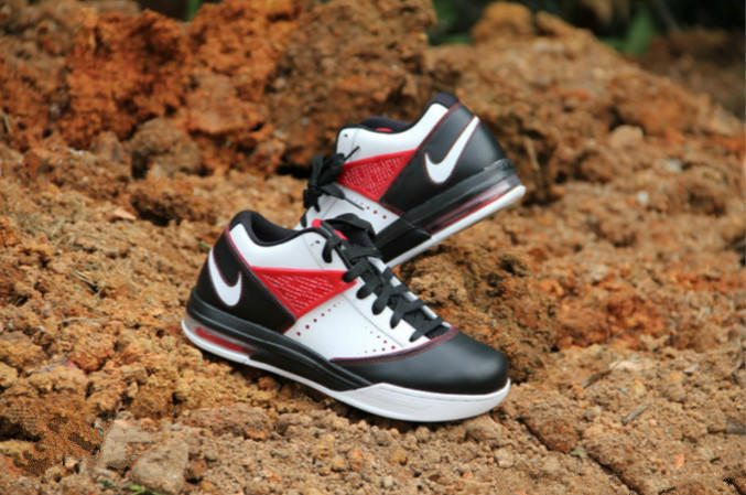 詹姆斯支线使节7代实战测评,詹姆斯使节系列是支线吗