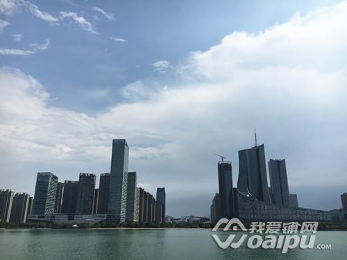 实探合肥天鹅湖板块：商务楼宇云集双地铁途经市政配套齐全