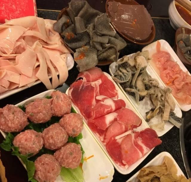 重庆渝中区十大必吃饭店,重庆不能错过的三家火锅店