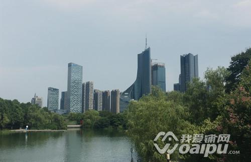 实探合肥天鹅湖板块：商务楼宇云集双地铁途经市政配套齐全