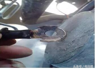 新宝来仪表报电瓶电压低怎么消除,21款宝来车长时间不开电瓶亏电