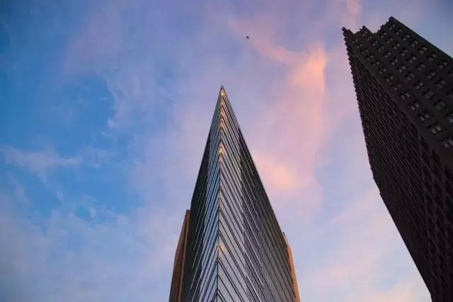 腾龙20-40f2.8风光摄影,腾龙18-400mm镜头都可以拍摄什么