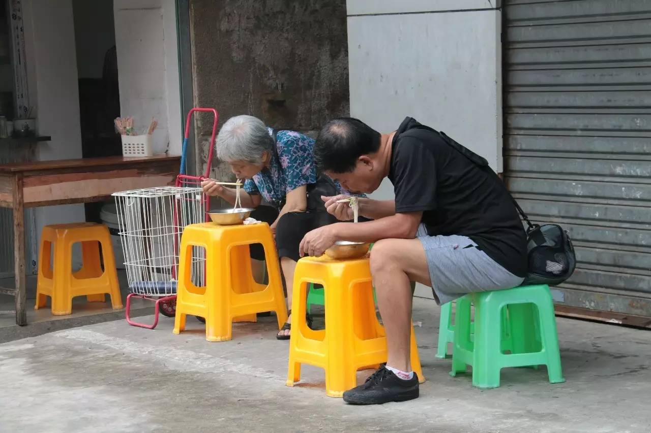 石家庄99%人的上班态势，最后一个说到心坎里了！