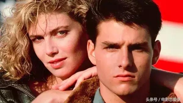 男子女厕所撩妹，简直*兽禽**！