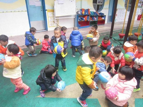 孩子一生气就用力发抖,小孩经常发病抽搐