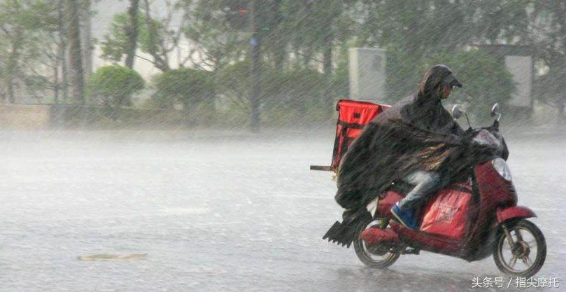 摩托车下雨就熄火怎么回事视频,弯梁摩托车洗车后要熄火