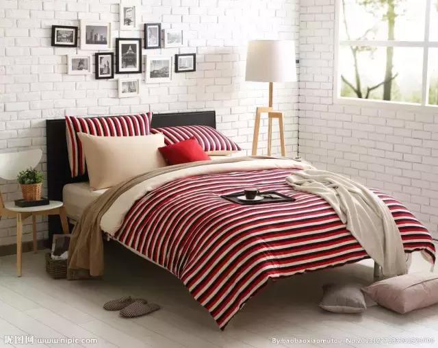 床单被罩四件套整理收纳技巧,如何整理床单被罩节省空间