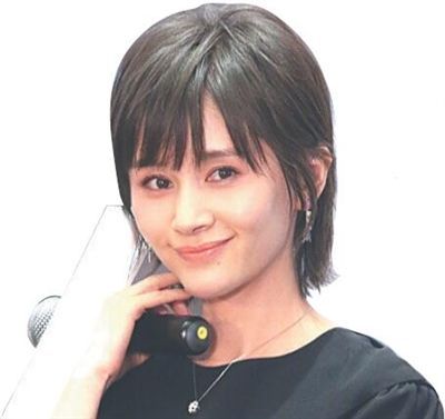 深眼窝真的显老吗,眼窝深眉弓高显老