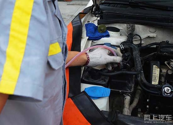 转向助力油多久换一次为好,转向助力油多久更换一次