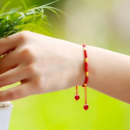 黄金戒指手链一体,比较流行的黄金戒指