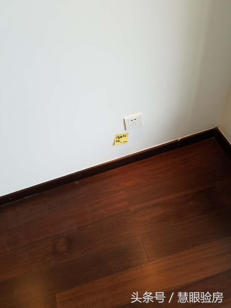 木地板用什么地板蜡呢,清洁木地板买什么地板蜡最好