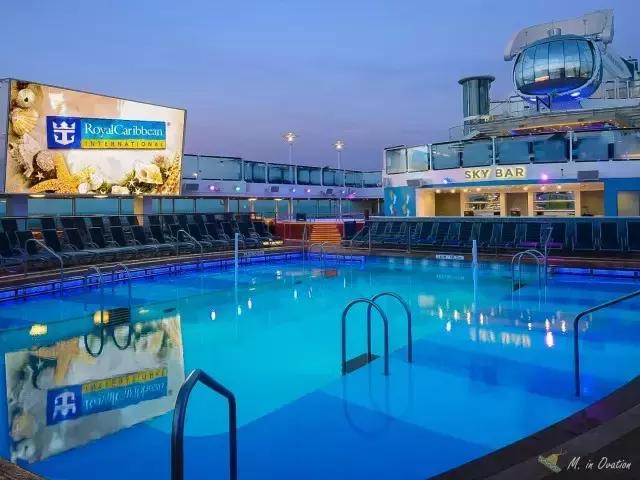 皇家加勒比量子号在哪里,皇家加勒比海洋光谱号详细攻略