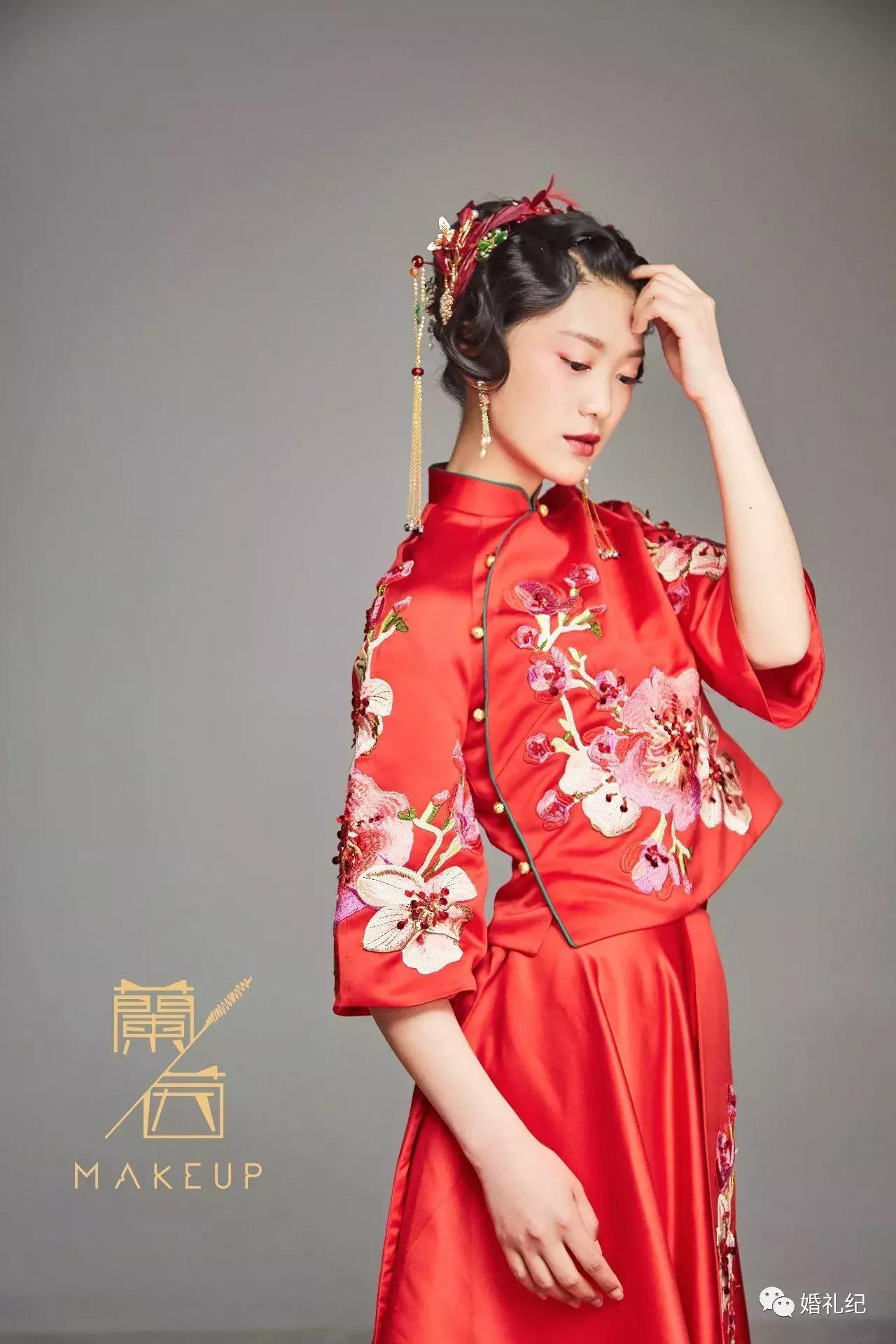 如何挑选适合中式婚礼的妆容,中式婚礼搭配