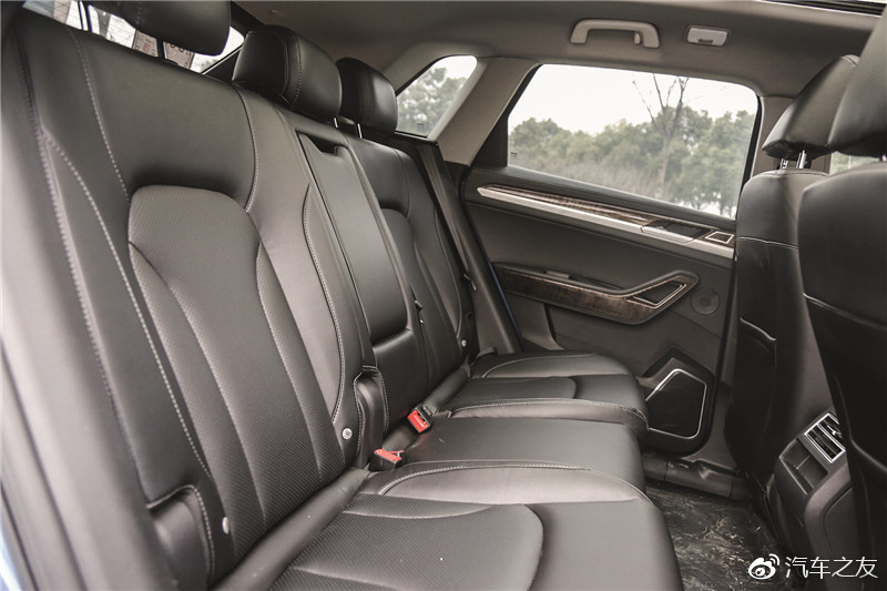 沉浸式体验众泰大迈x7,众泰大迈x7试驾视频