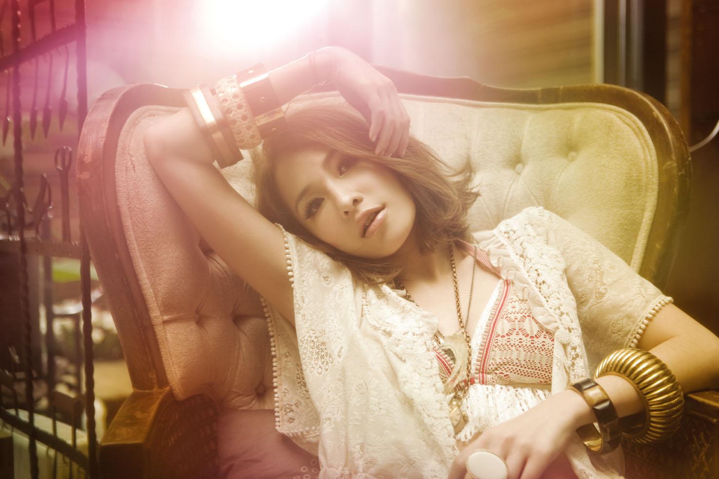 深眼窝真的显老吗,眼窝深眉弓高显老