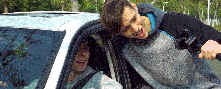 手持稳定器怎么才能更稳 (什么手持稳定器弱爆了)