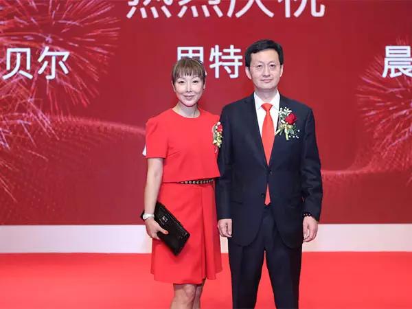 曾经歌坛大姐大,曾经歌坛大姐大的坎坷感情之路