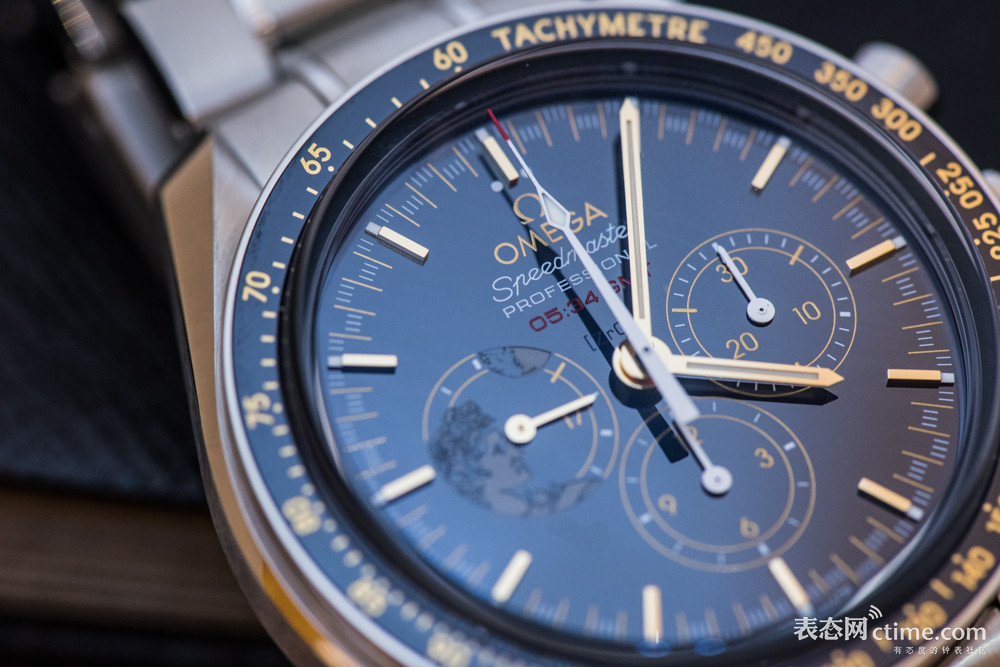 怎么鉴定阿玛尼满天星手表的真假,如何鉴定华为gt2手表是不是正品