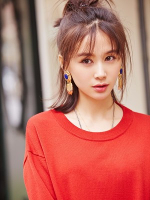 深眼窝真的显老吗,眼窝深眉弓高显老