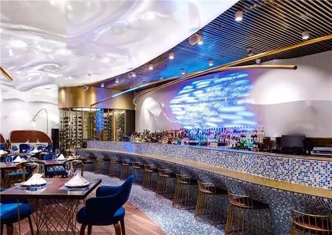 设计师大胆突破传统设计元素,林森设计师