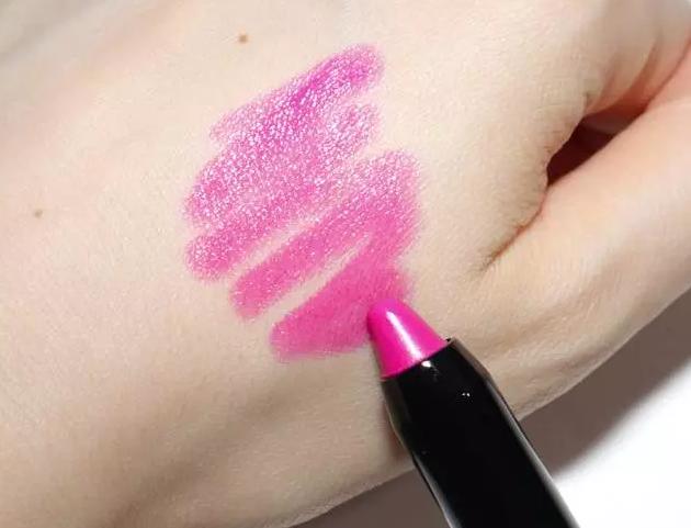 chanel香奈儿炫亮魅力柔雾唇膏116,chanel香奈儿哑光唇釉试色图