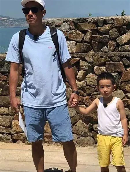 陈小春儿子jasper今年几岁了,陈小春儿子jasper为啥这么受欢迎