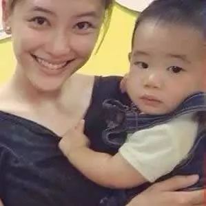 陈小春儿子jasper今年几岁了,陈小春儿子jasper为啥这么受欢迎