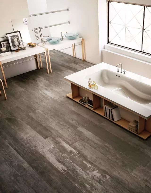 卫生间装浴缸没有淋浴,卫生间装不装洗手盆