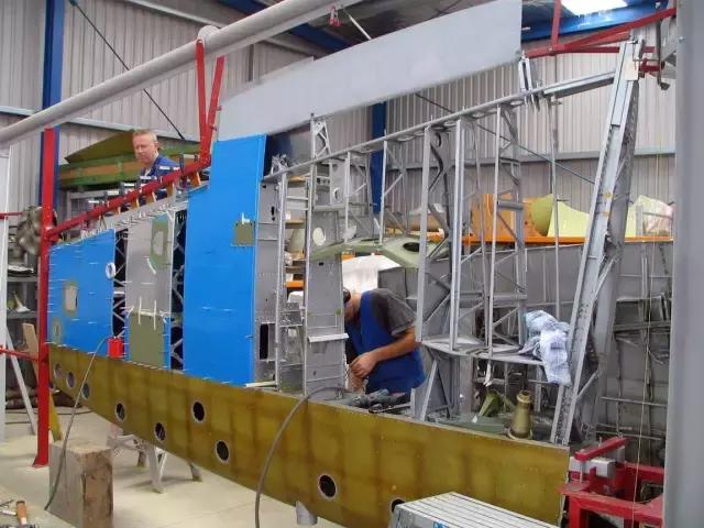 一架拯救英国的战斗机，丘吉尔为它吹了一个天大的牛逼