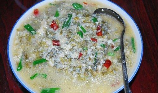 凤凰城沱江泛舟票价,悠然泛舟