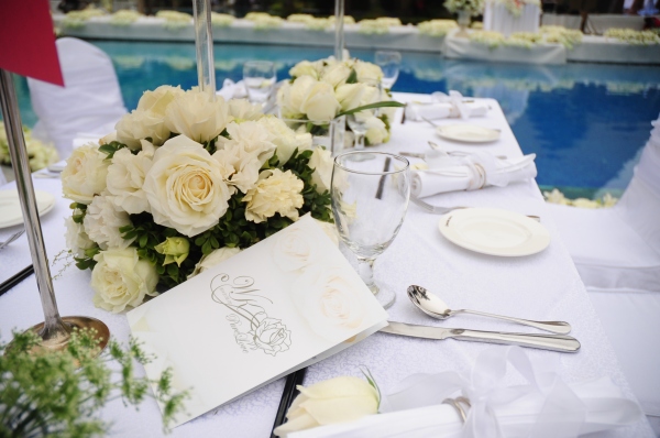 去酒店看婚礼场地有哪些因素是需要重点考量的？探店咨询秘籍攻略