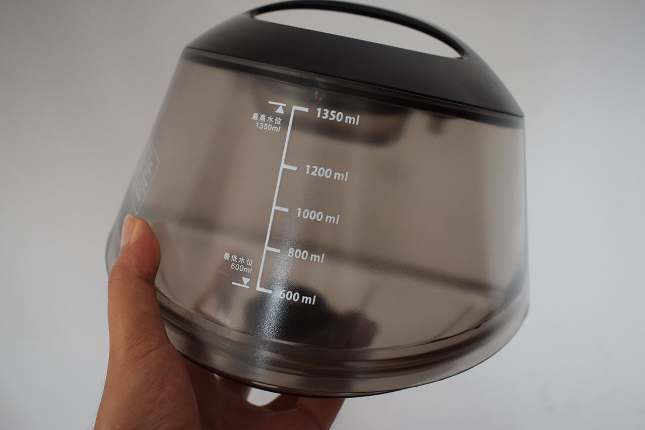 没有熨斗如何快速去除衣物褶皱,顽固褶皱的衣服没熨斗怎么办