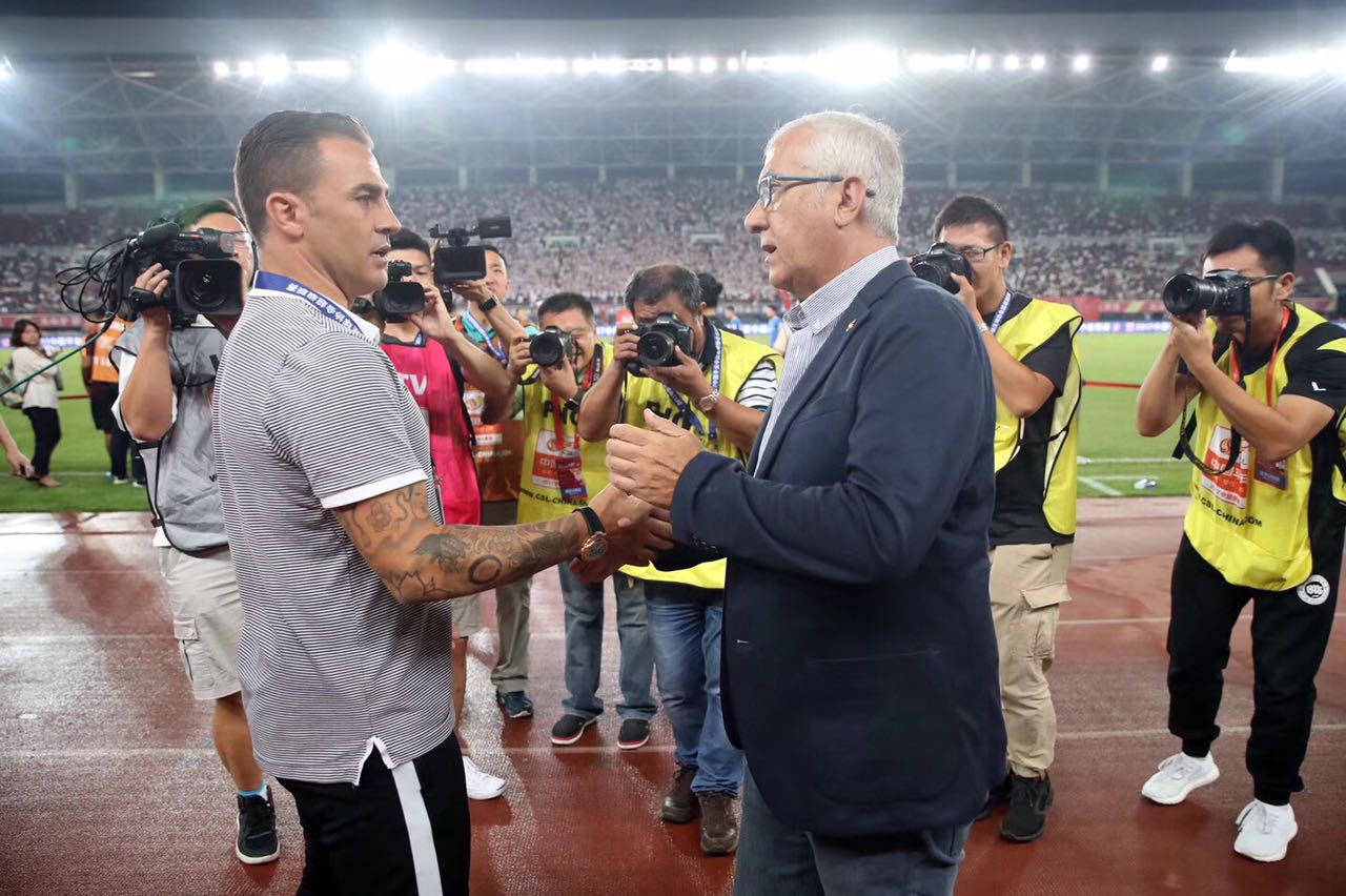 鍐烽潤缁濇潃鍔涘厠浜夊啝瑙嗛,鍐烽潤瀹岀編鐮村眬