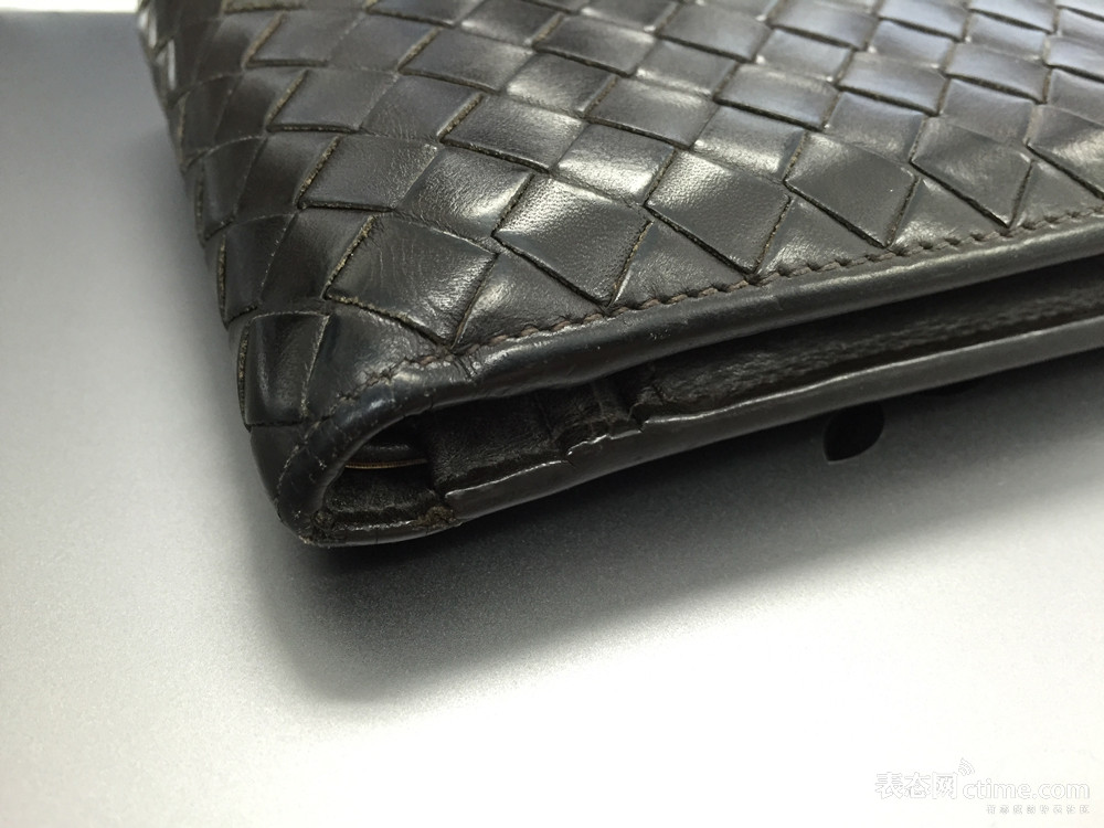 louisvuitton路易·威登男士钱包,路易威登男士手包哪款好看