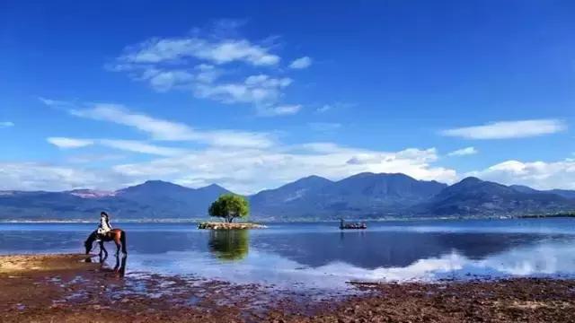 西安到丽江往返机票团购,西安飞丽江行程