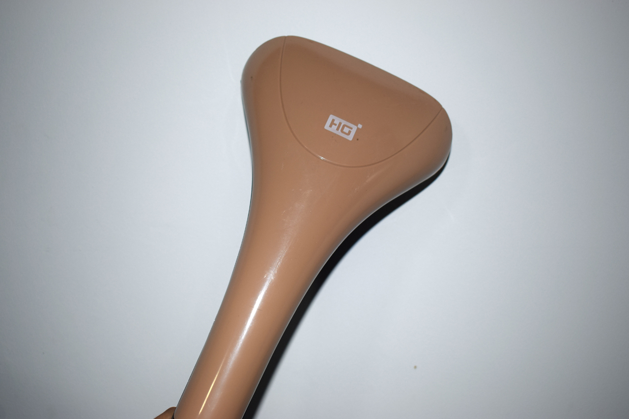 没有熨斗如何快速去除衣物褶皱,顽固褶皱的衣服没熨斗怎么办