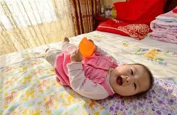 宝宝长牙期常识,宝宝长牙会影响睡眠和食欲吗