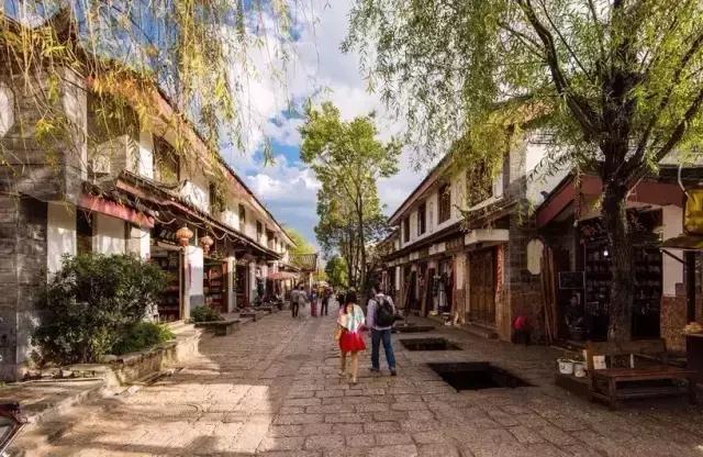 西安到丽江往返机票团购,西安飞丽江行程