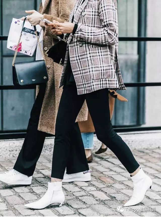 今年流行格纹西装还是纯色的,复古西装格纹西装哪个好看