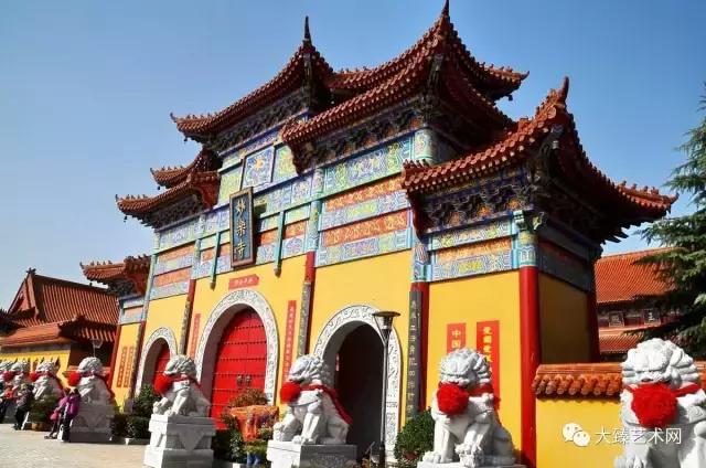 寺庙一般都有哪些建筑,寺庙建筑布局一般规律