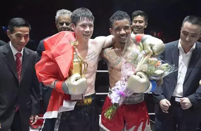 邱建良打日本选手完整版,邱建良挑战世界第一泰拳王