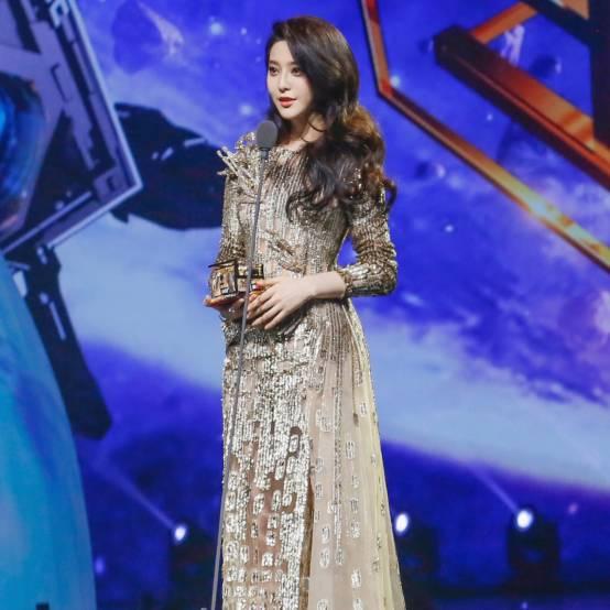 范冰冰唐嫣杨丞琳,范冰冰唐嫣谁穿的最好看