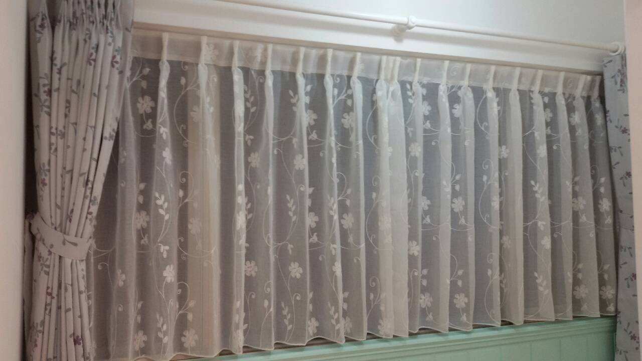 西晒房间闷热怎么解决,太阳西晒房间很热怎么弄