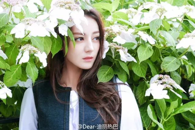 摄影教程丨跟女神们学会10个tips，旅拍美到不可忽视，瞬间出彩