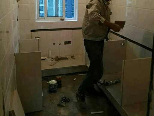 装修师傅总说材料不好,瓷砖橱柜到底省不省钱