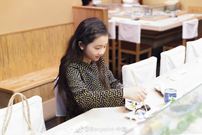 五月母女出游怎么穿,多多妈穿搭